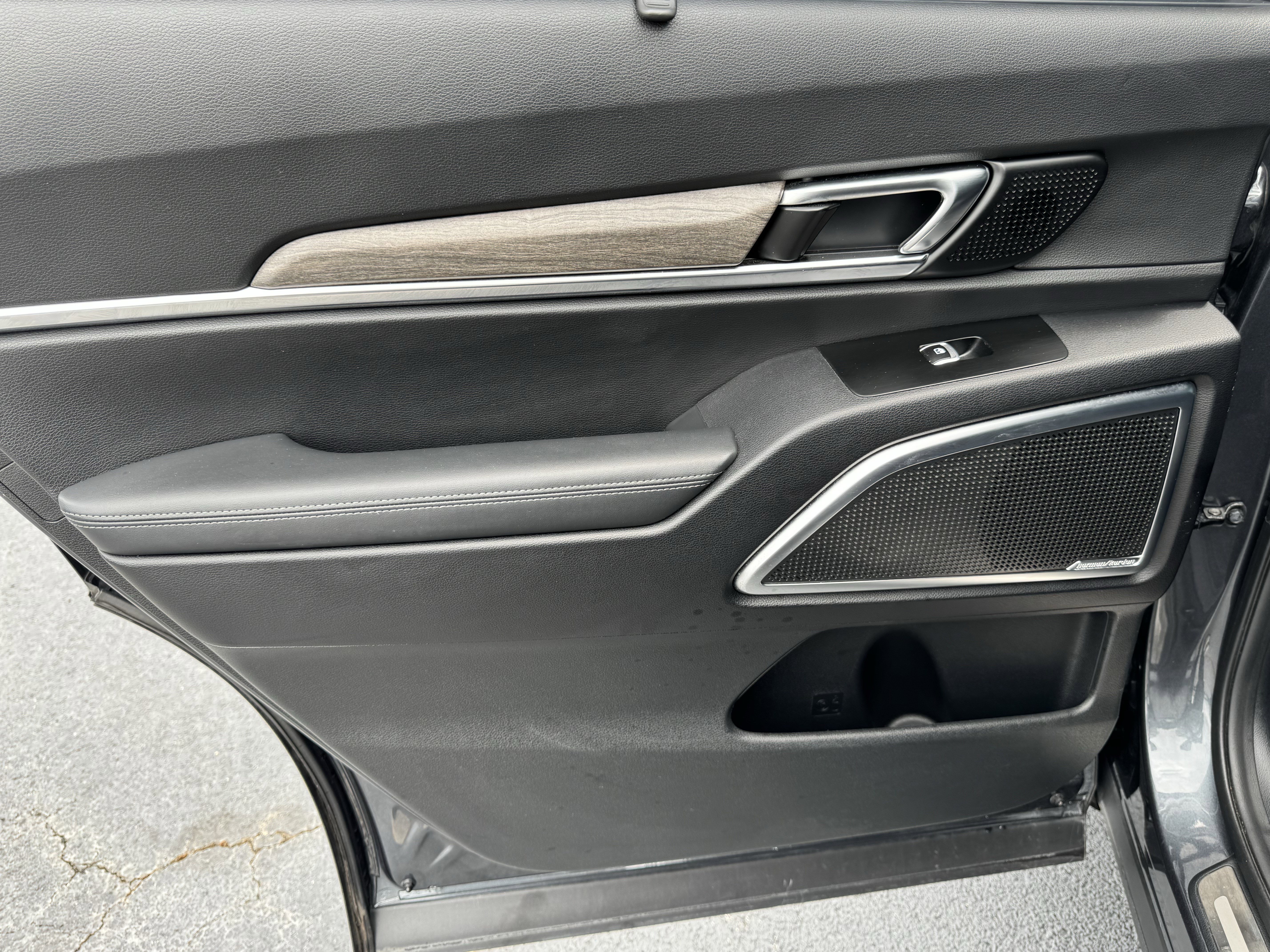 Used 2020 Kia Telluride SX FWD image 25