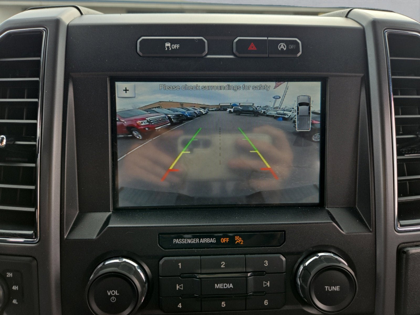 Certified 2019 Ford F150 XLT w/ Equipment Group 302A Luxury AWD/4WD image 19