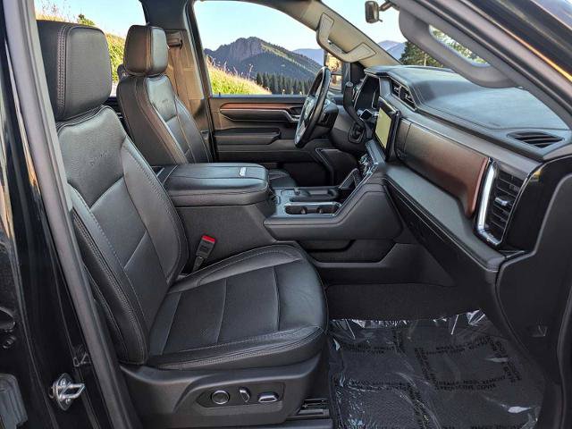 Used 2024 GMC Sierra 2500 Denali w/ Technology Package AWD/4WD image 14