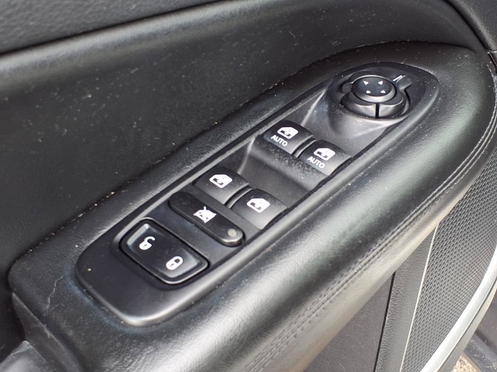 Used 2020 Jeep Compass Latitude image 13