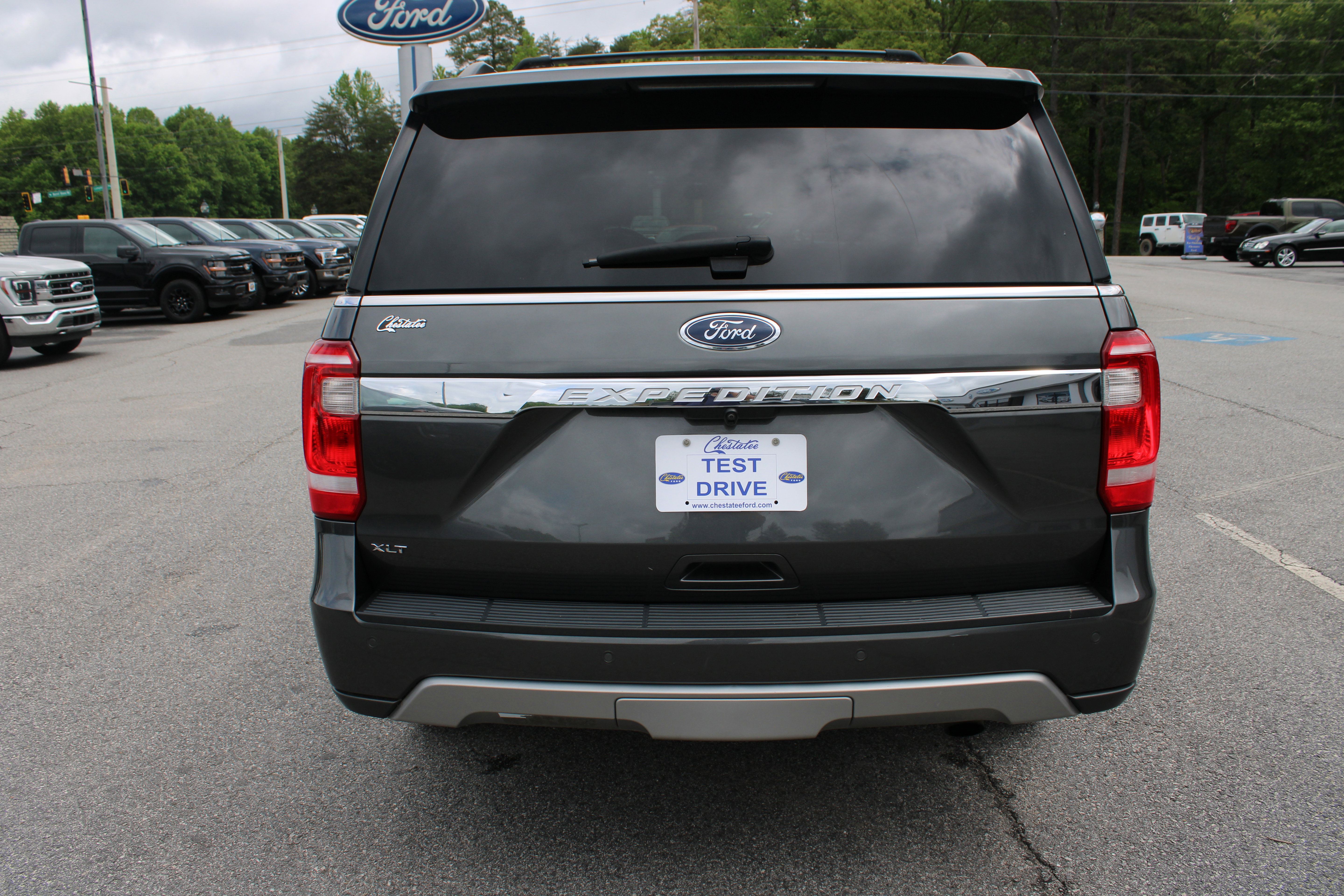 Certified 2021 Ford Expedition XLT w/ Cargo Package RWD image 7