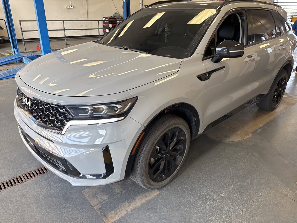 Used 2023 Kia Sorento SX AWD/4WD image 5