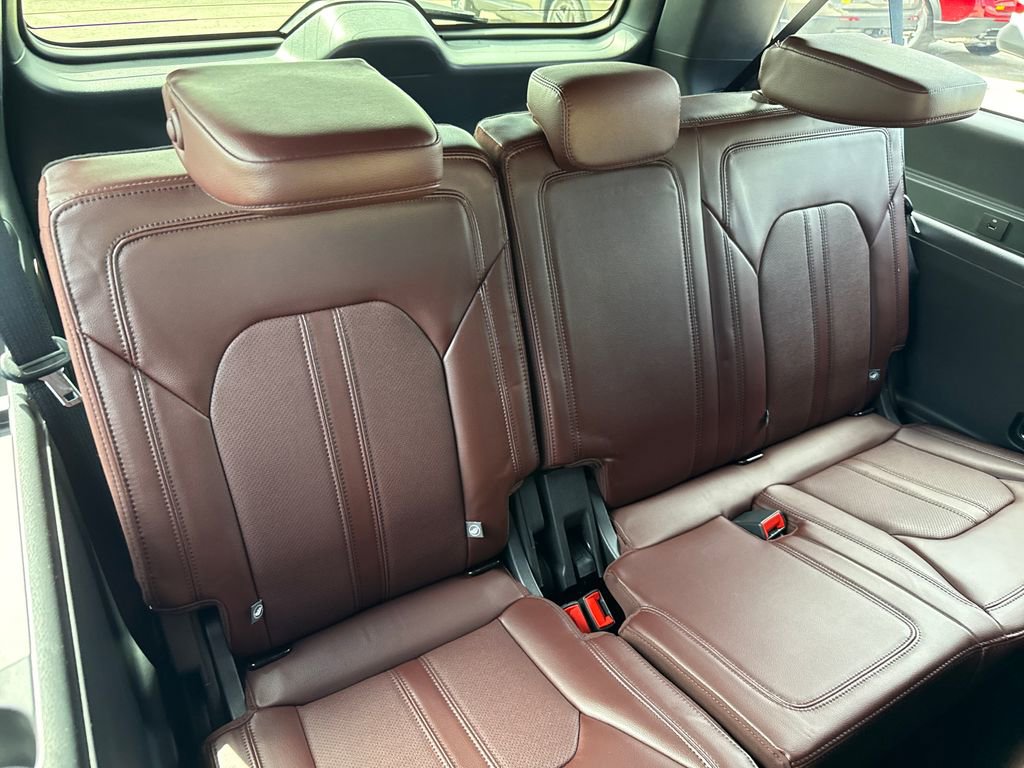 Certified 2022 Ford Expedition Max Limited image 32