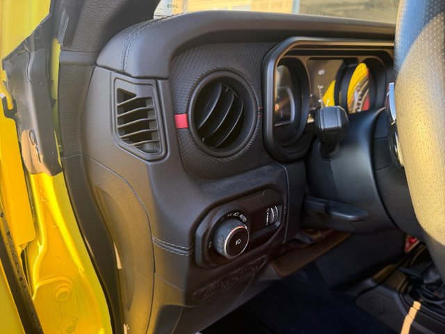 Used 2024 Jeep Wrangler Unlimited Rubicon 392 AWD/4WD image 27