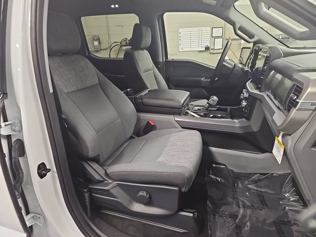 Certified 2023 Ford F150 Lightning XLT AWD/4WD image 10