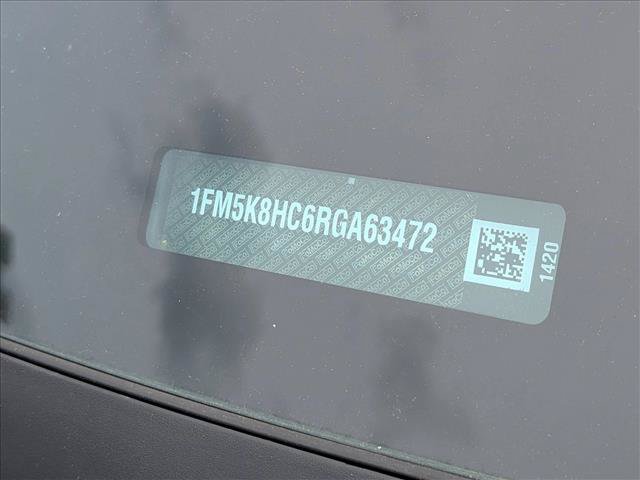 Certified 2024 Ford Explorer Platinum w/ Technology Package AWD/4WD image 15