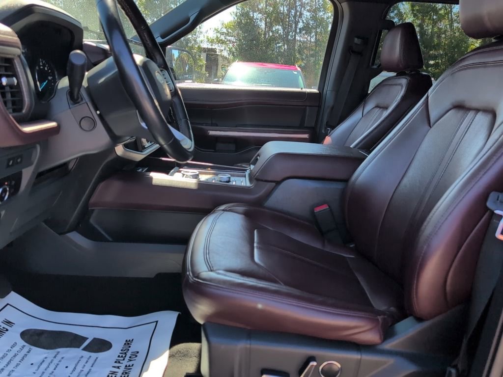 Certified 2023 Ford Expedition Limited image 8