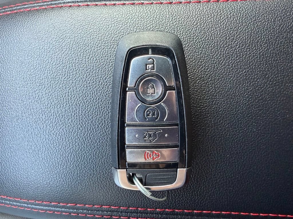 Certified 2026 Ford Escape ST-Line Elite w/ Premium Technology Package AWD/4WD image 28