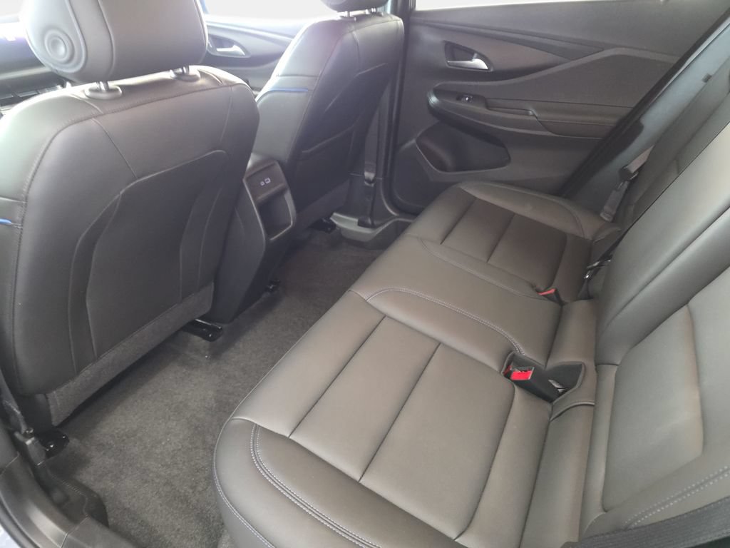 Used 2024 Buick Envista Sport Touring w/ Convenience I Package FWD image 11