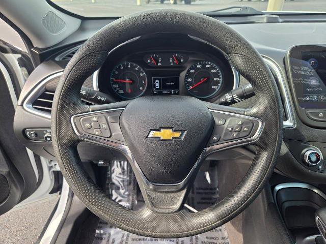 Used 2021 Chevrolet Malibu LT FWD image 30
