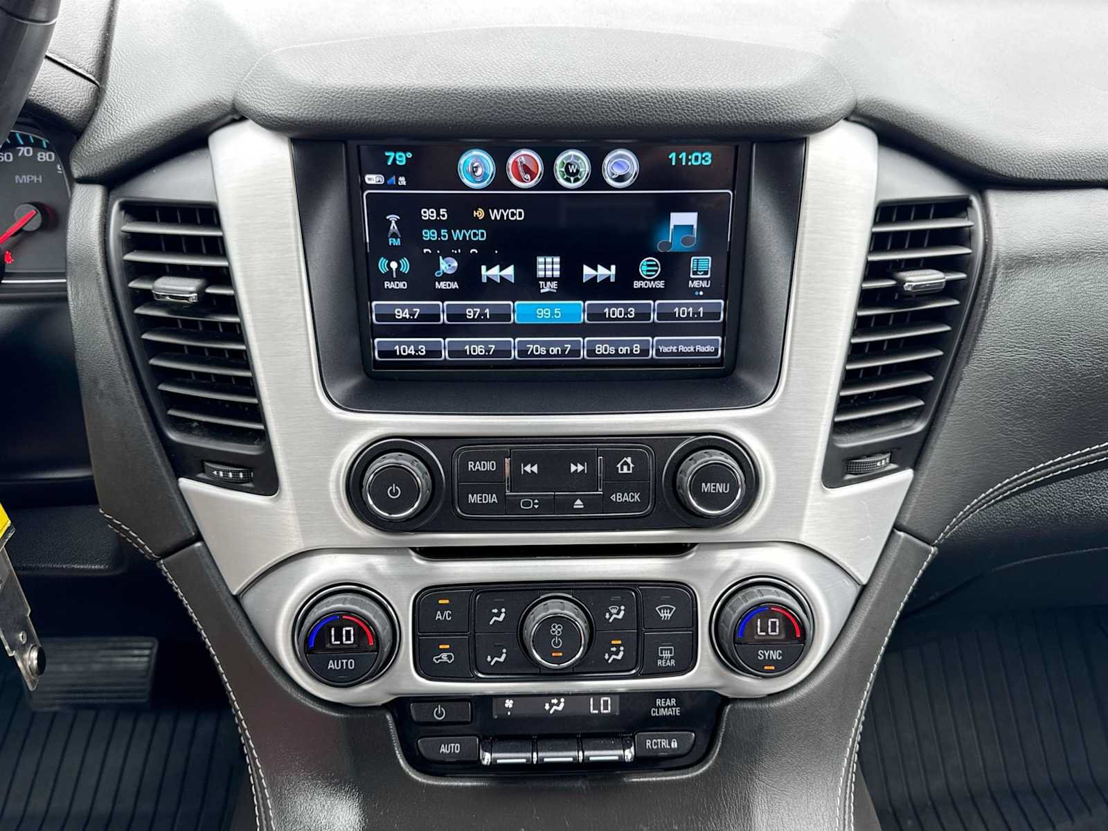 Used 2020 GMC Yukon SLE w/ SLE Value Package AWD/4WD image 28