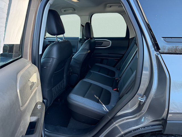 Certified 2025 Ford Bronco Sport Outer Banks w/ Outer Banks Tech Package+ AWD/4WD image 5