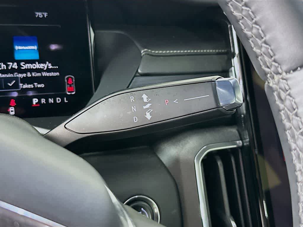 Used 2025 GMC Acadia Elevation FWD image 19