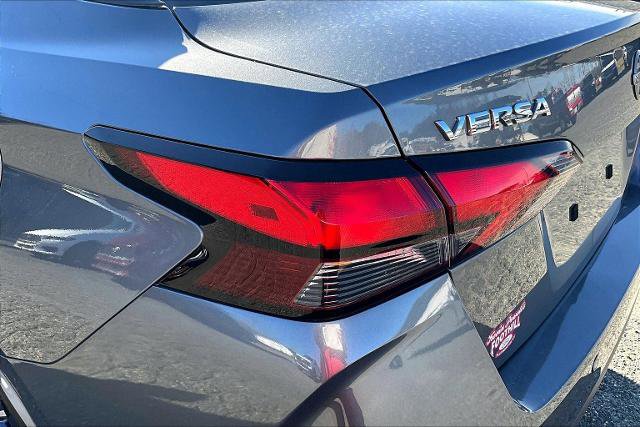 Used 2023 Nissan Versa SV image 30
