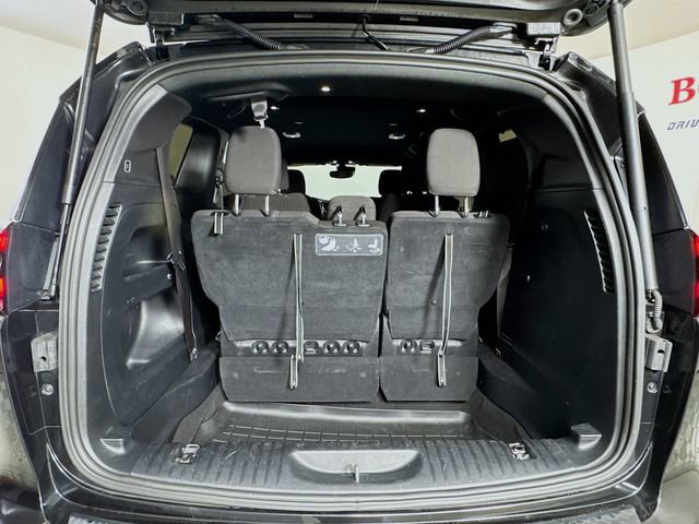 Used 2021 Chrysler Pacifica Touring w/ S Appearance Package image 29