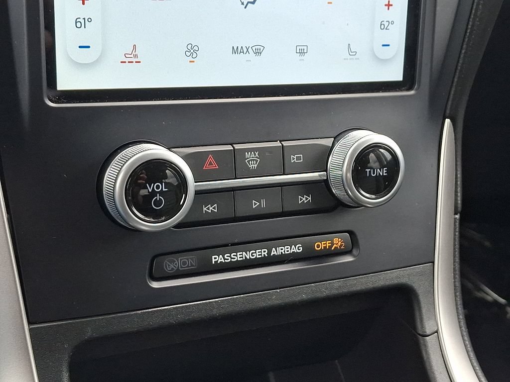Certified 2022 Ford Edge SEL w/ Convenience Package AWD/4WD image 16