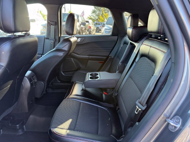 Certified 2024 Ford Escape ST-Line w/ Tech Pack #1 AWD/4WD image 9