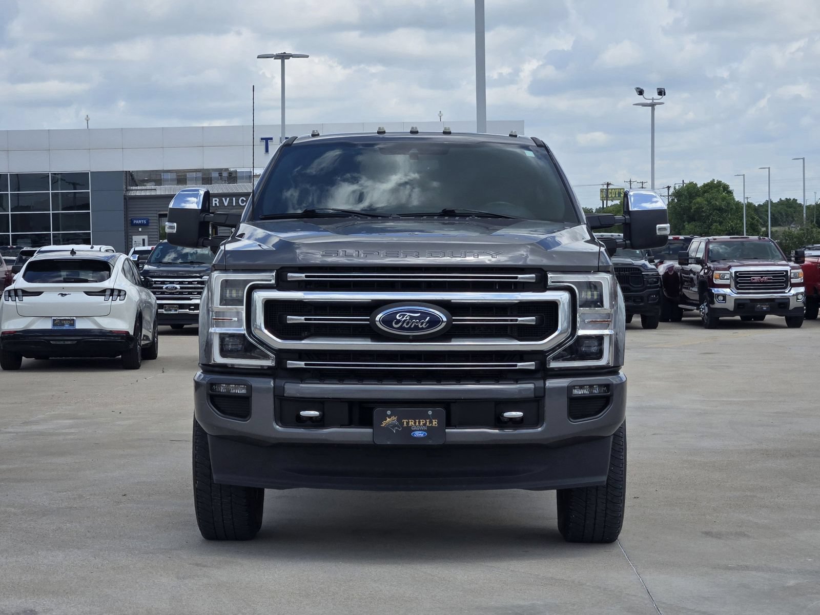 Certified 2022 Ford F350 Platinum AWD/4WD image 6