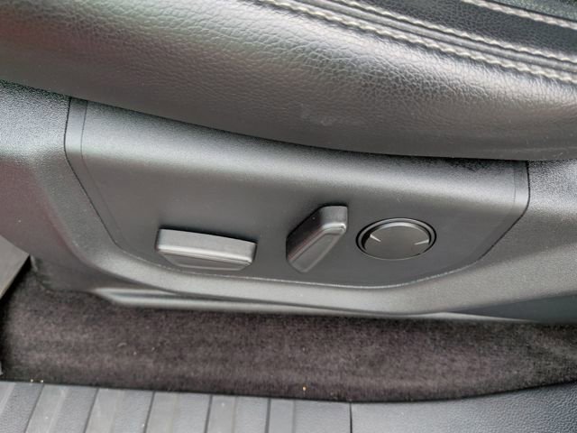 Certified 2019 Ford F150 Lariat w/ Equipment Group 502A Luxury image 19