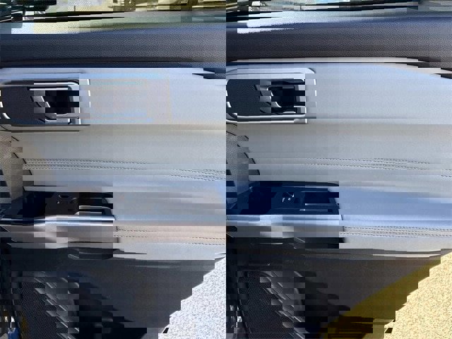 Certified 2023 Ford Explorer XLT w/ Equipment Group 202A image 21