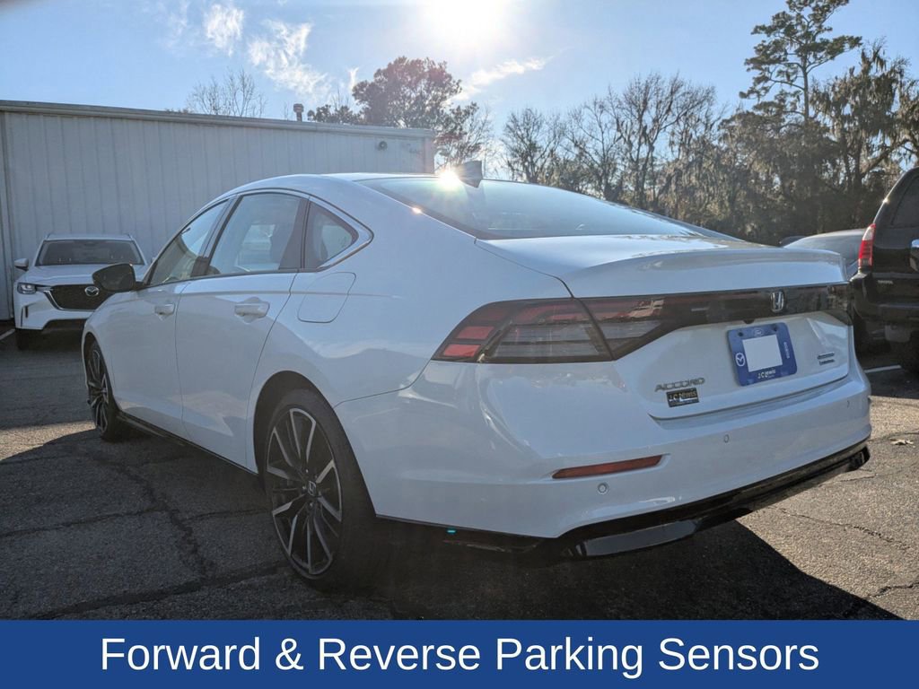 Used 2024 Honda Accord Touring image 3