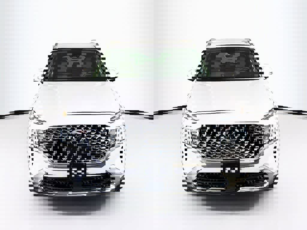 Used 2021 Hyundai Santa Fe SEL w/ Convenience Package image 8