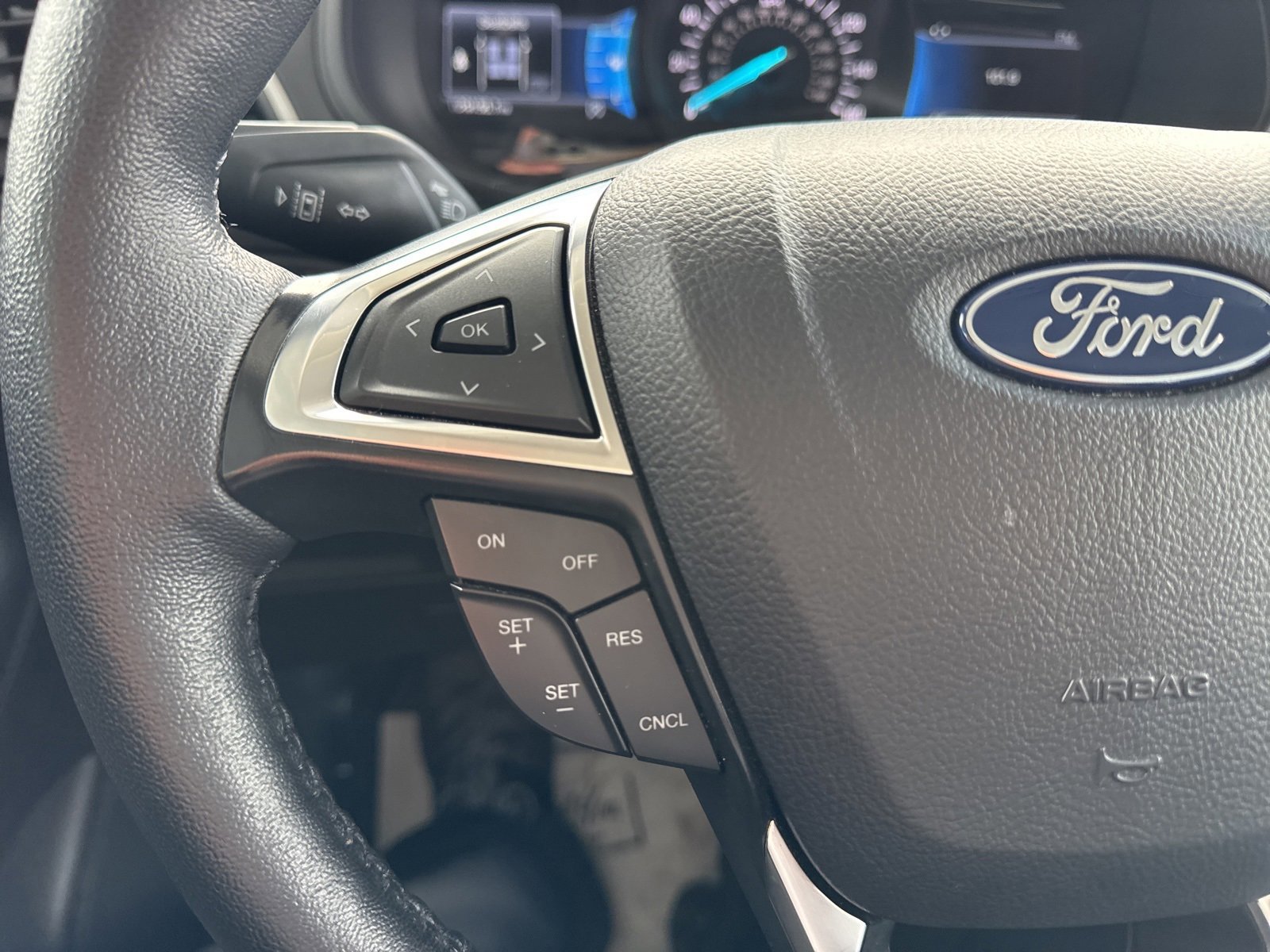 Certified 2024 Ford Edge SEL w/ Convenience Package image 30