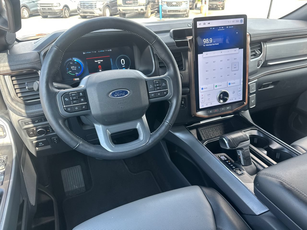 Certified 2023 Ford F150 Lightning Lariat w/ Equipment Group 511A High AWD/4WD image 25
