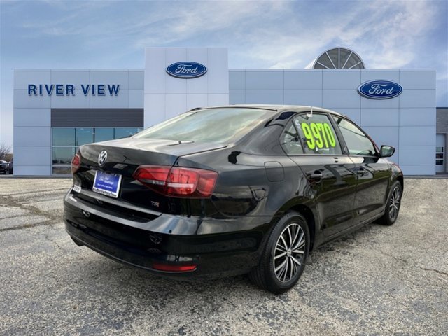 Used 2018 Volkswagen Jetta Wolfsburg Edition image 6