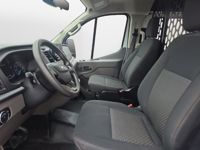 Certified 2025 Ford Transit 250 Low Roof w/ Exterior Upgrade Package RWD image 9