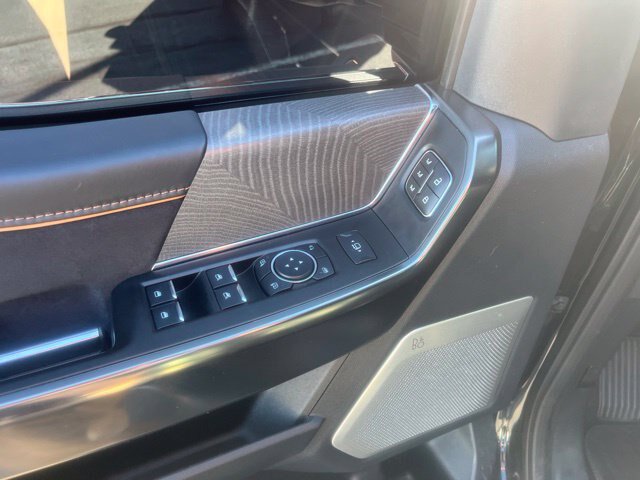Certified 2023 Ford F150 Platinum w/ Equipment Group 701A High AWD/4WD image 8