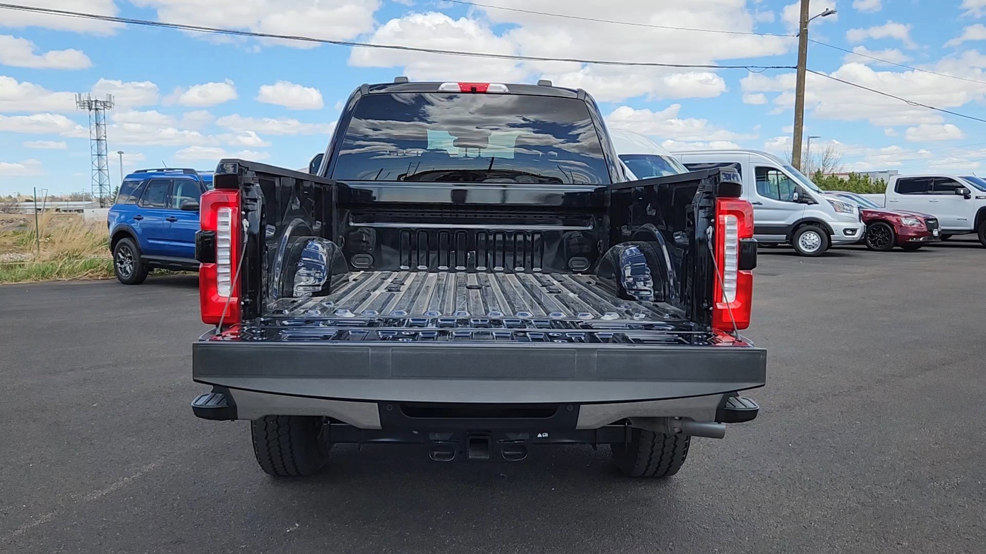 Certified 2025 Ford F250 Lariat image 18