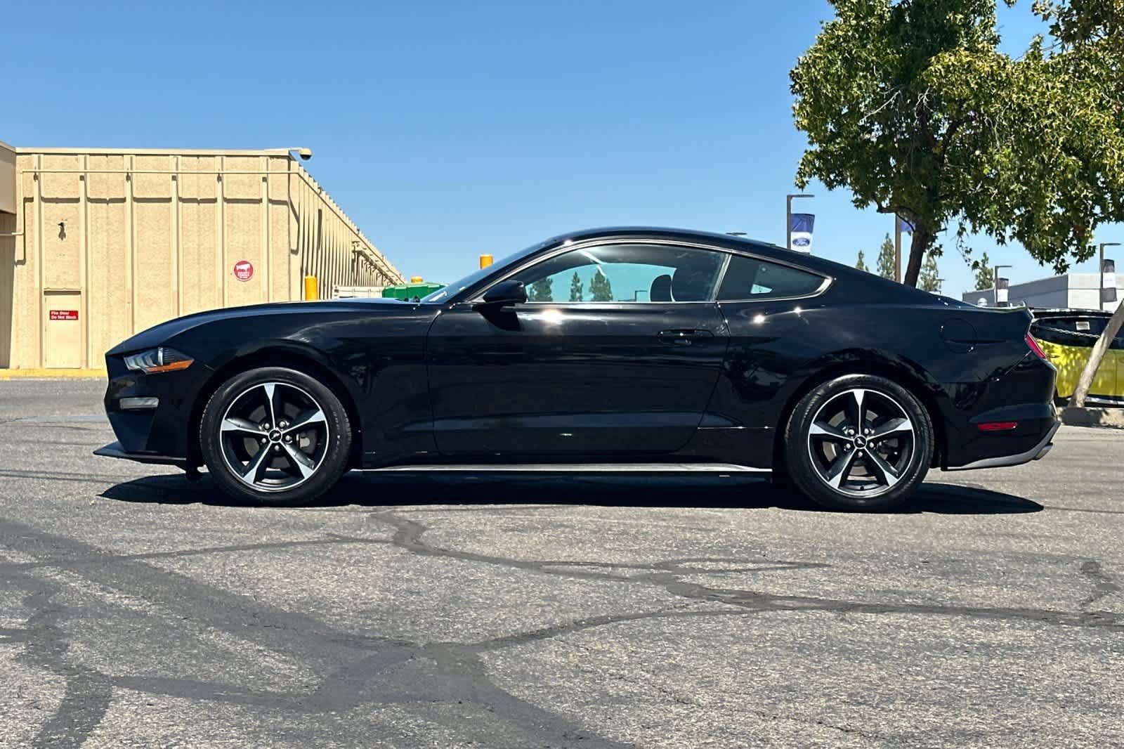 Certified 2020 Ford Mustang Coupe RWD image 6