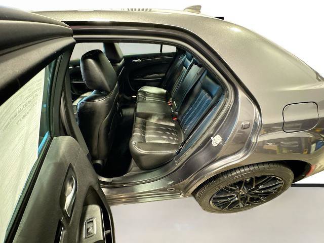 Used 2019 Chrysler 300 S image 19