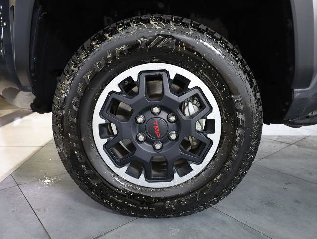 Used 2025 Toyota Tacoma TRD Off-Road image 30