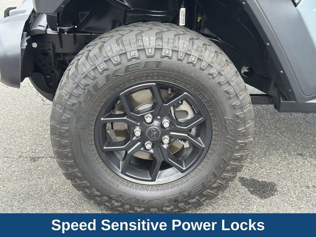 Used 2024 Jeep Wrangler Unlimited Sport AWD/4WD image 10