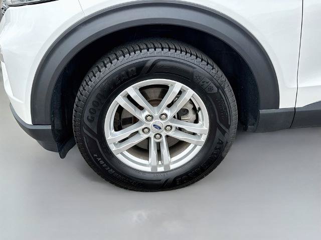Certified 2023 Ford Explorer XLT w/ Equipment Group 202A AWD/4WD image 22