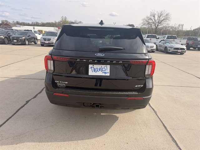 Certified 2025 Ford Explorer Active AWD/4WD image 7