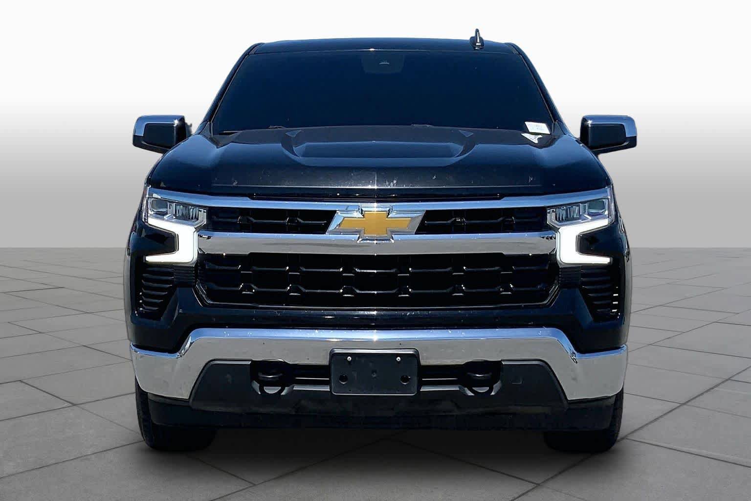 Used 2023 Chevrolet Silverado 1500 LT w/ Protection Package AWD/4WD image 4