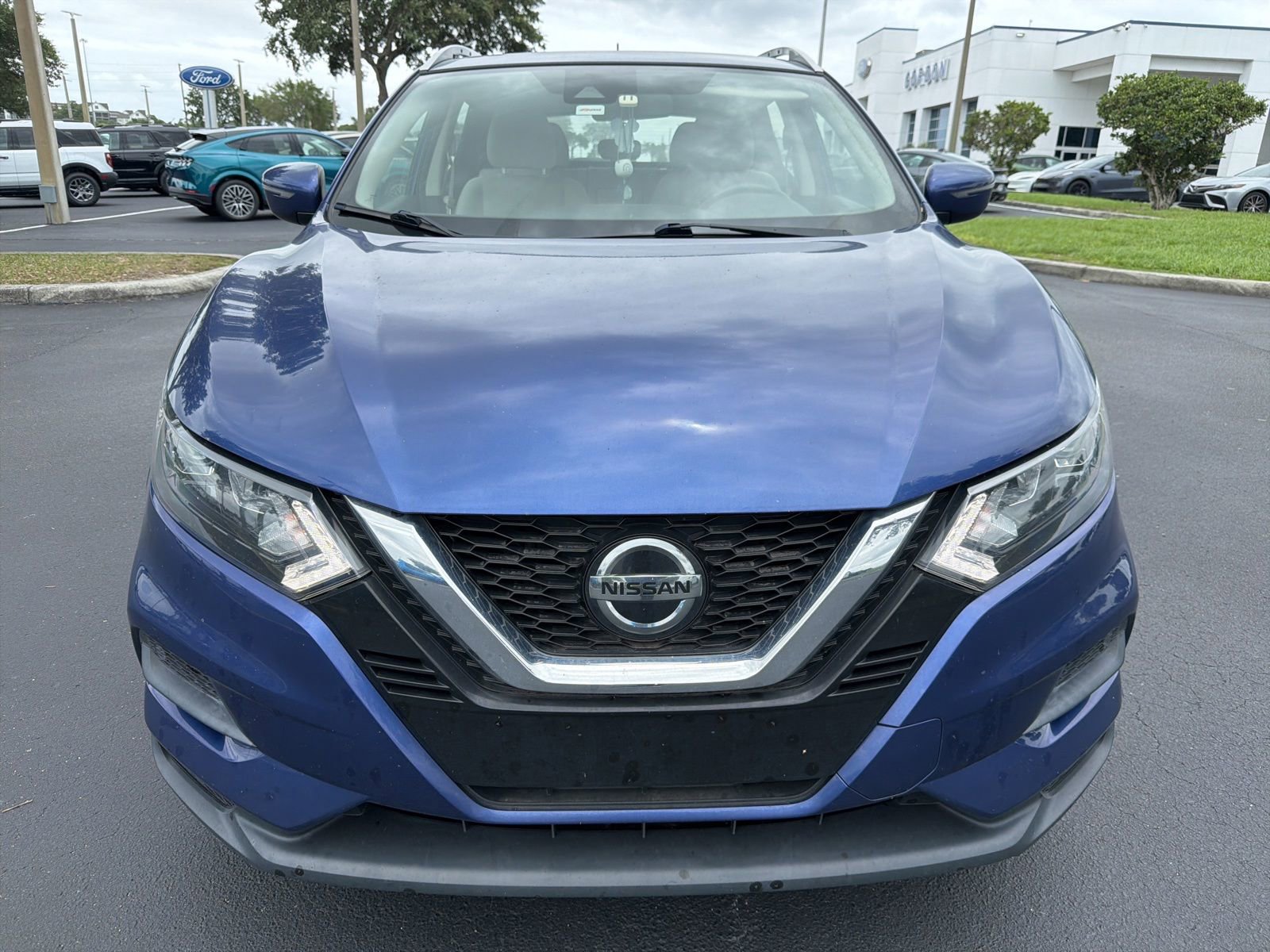 Used 2020 Nissan Rogue Sport SV FWD image 6