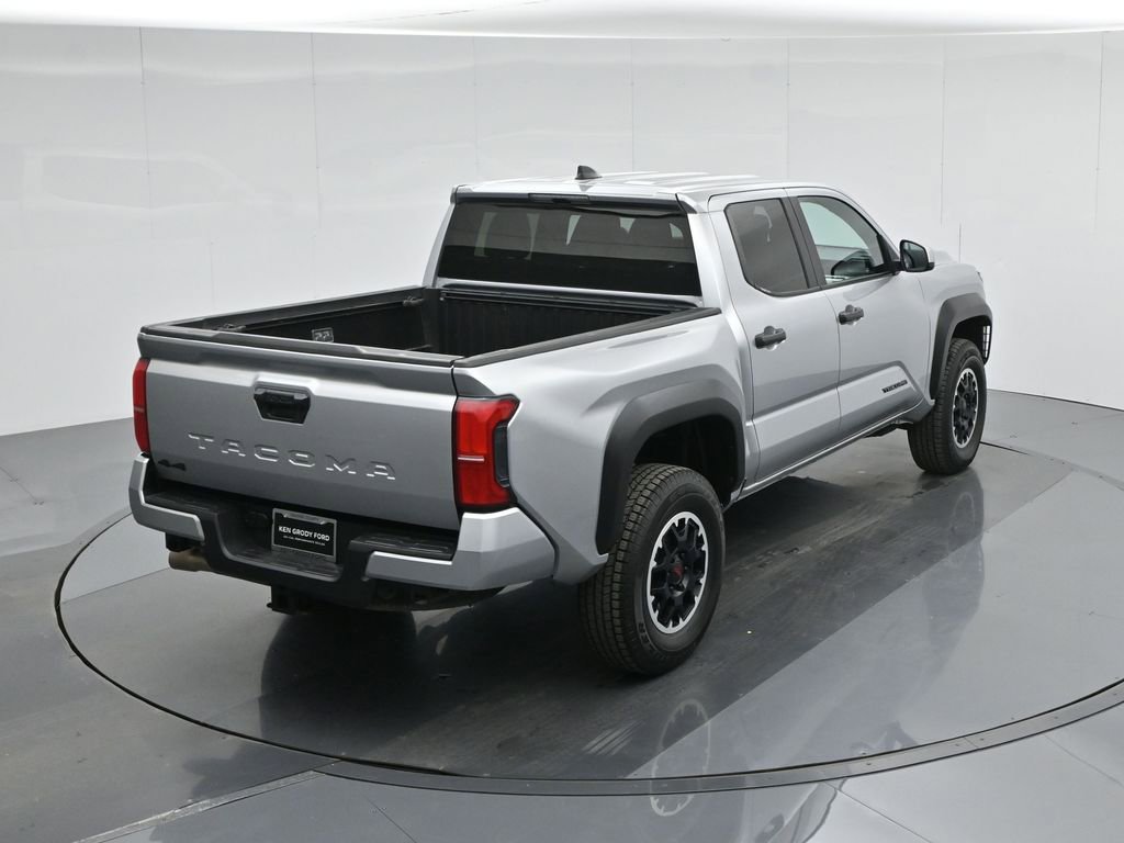 Used 2024 Toyota Tacoma TRD Off-Road image 36