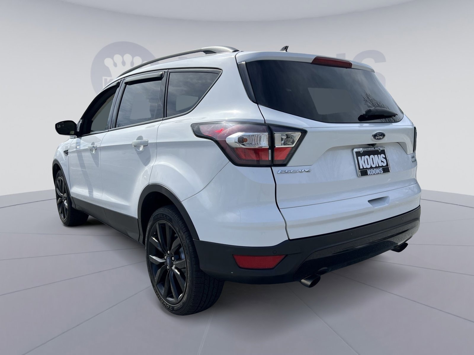 Certified 2018 Ford Escape SEL w/ SEL Sport Appearance Package image 5