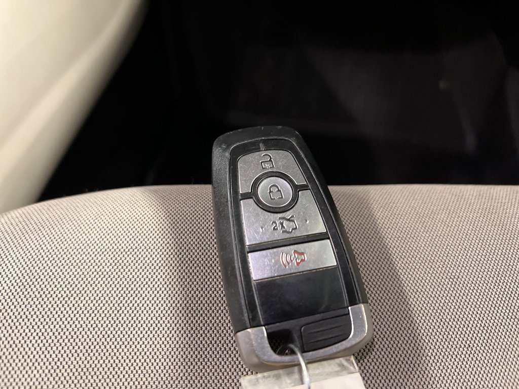 Certified 2018 Ford Fusion SE w/ Fusion SE Technology Package image 35