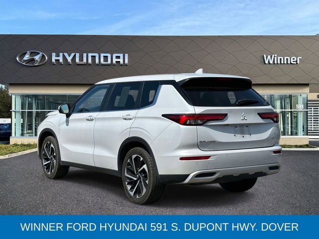 Used 2022 Mitsubishi Outlander SE AWD/4WD image 2