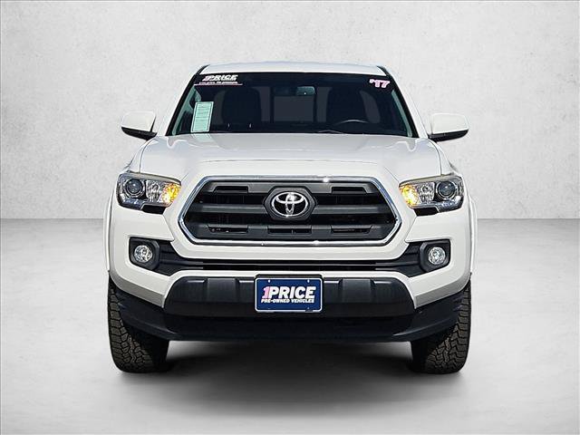 Used 2017 Toyota Tacoma SR5 w/ Tow Package AWD/4WD image 2