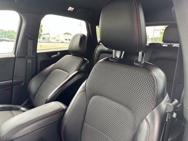 Certified 2023 Ford Escape ST-Line w/ Tech Pack #1 AWD/4WD image 4