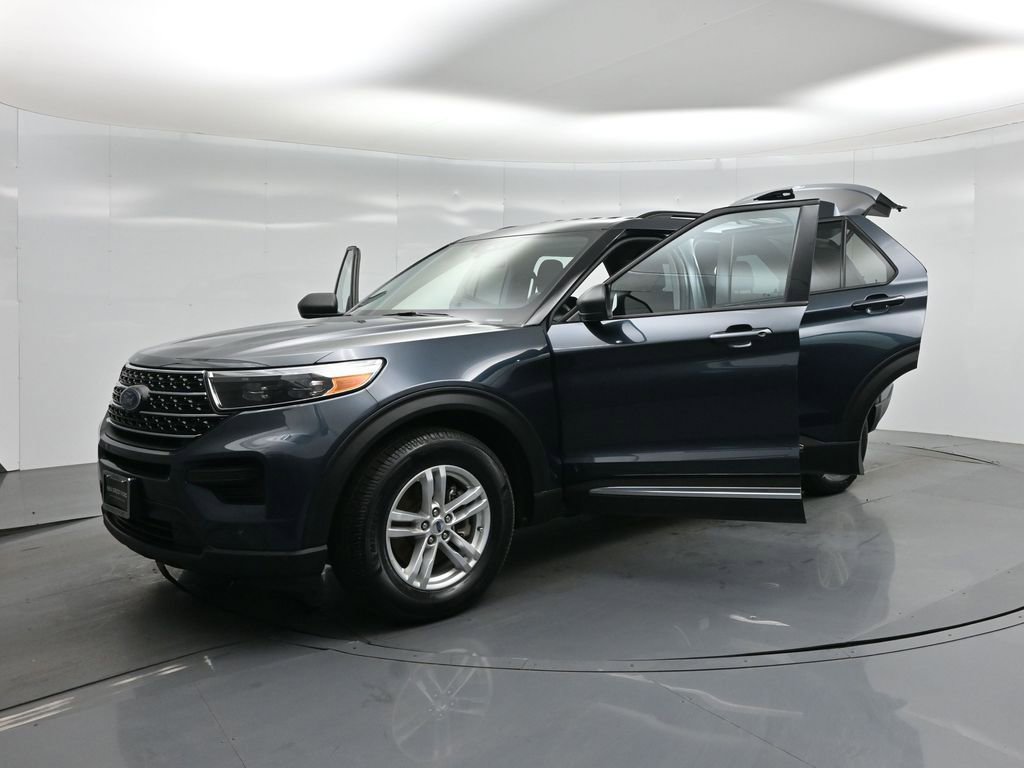 Certified 2022 Ford Explorer XLT image 33