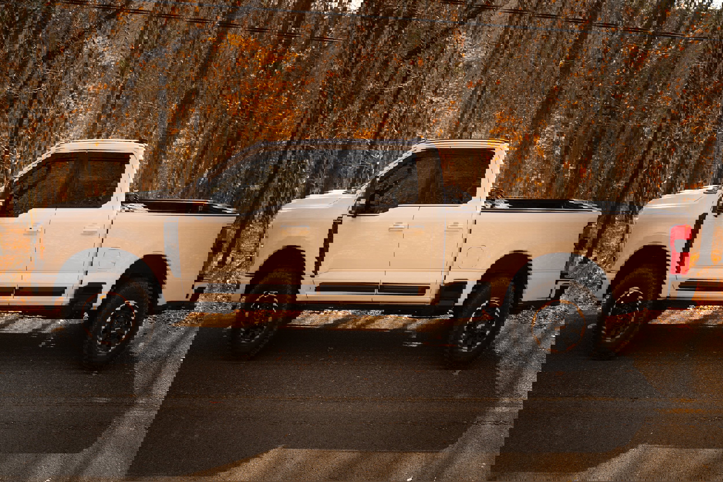 Certified 2025 Ford F250 Platinum w/ Tremor Off-Road Package image 14