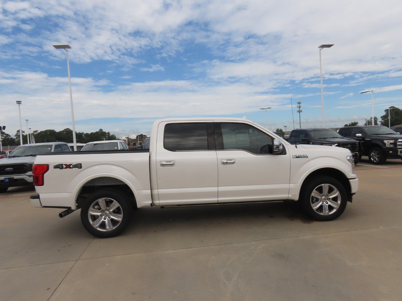 Certified 2019 Ford F150 Platinum w/ Equipment Group 701A Luxury AWD/4WD image 8