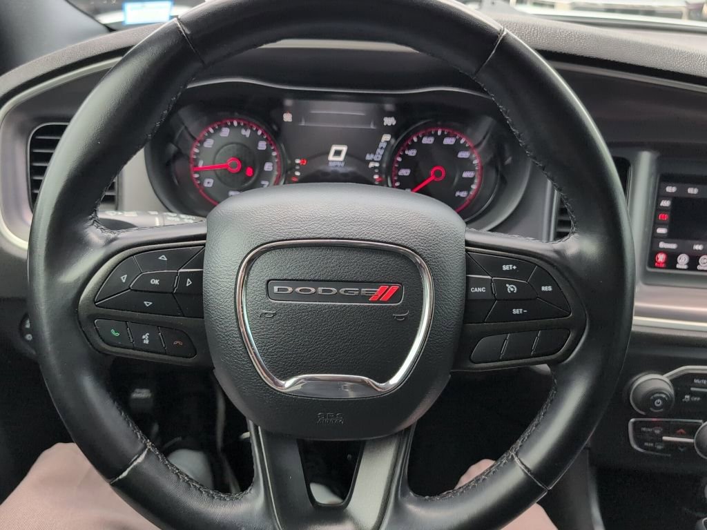 Used 2020 Dodge Charger SXT w/ Blacktop Package image 15